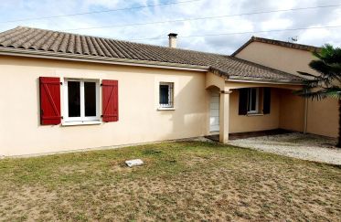 House 4 rooms of 87 m² in Naintré (86530)