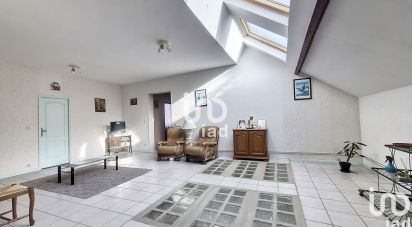 House 11 rooms of 243 m² in Dury (80480)