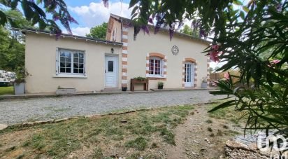 House 4 rooms of 90 m² in Saint-Laurs (79160)