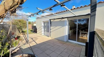 House 5 rooms of 145 m² in Olonne-sur-Mer (85340)