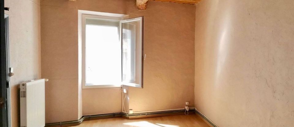 House 4 rooms of 90 m² in Peyruis (04310)