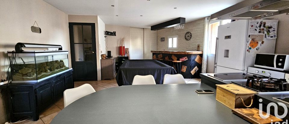 House 6 rooms of 143 m² in Montblanc (34290)
