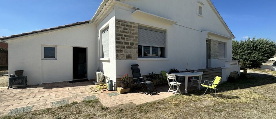 Maison 4 pièces de 98 m² à Ribaute-les-Tavernes (30720)