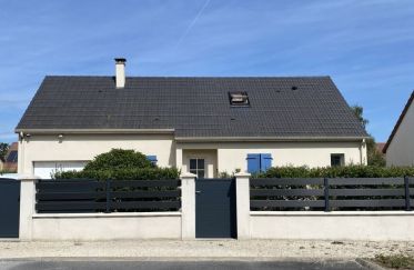 House 6 rooms of 102 m² in Trouy (18570)