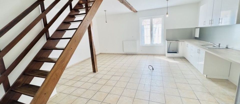 House 9 rooms of 285 m² in Houdancourt (60710)