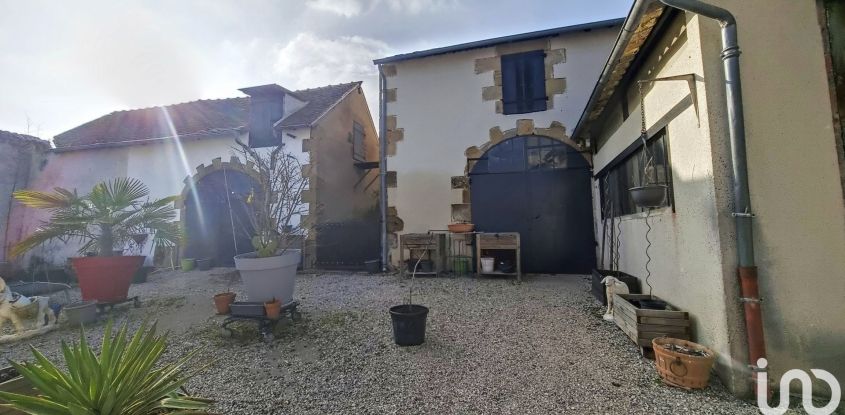 House 9 rooms of 185 m² in Buxières-les-Mines (03440)