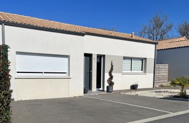 Maison 4 pièces de 104 m² à Aubigny-Les Clouzeaux (85430)