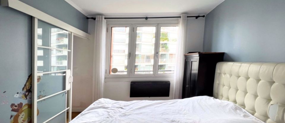 Appartement 3 pièces de 50 m² à Paris (75015)