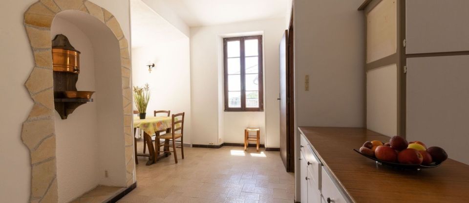 House 4 rooms of 169 m² in Alès (30100)