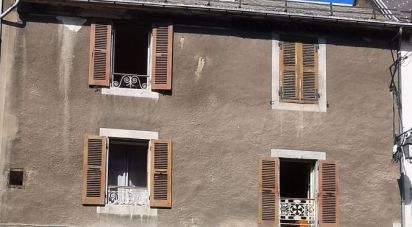 House 10 rooms of 230 m² in La Mure (38350)
