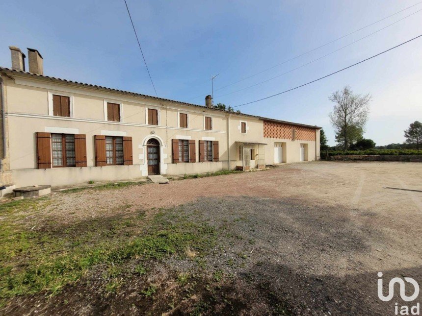 Maison 3 pièces de 178 m² à Saint-Ciers-sur-Gironde (33820)