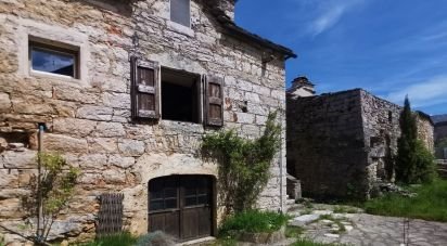 House 3 rooms of 90 m² in Le Massegros (48500)