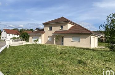 House 6 rooms of 118 m² in Byans-sur-Doubs (25320)