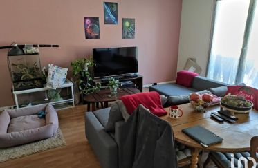 Apartment 2 rooms of 48 m² in Elbeuf (76500)