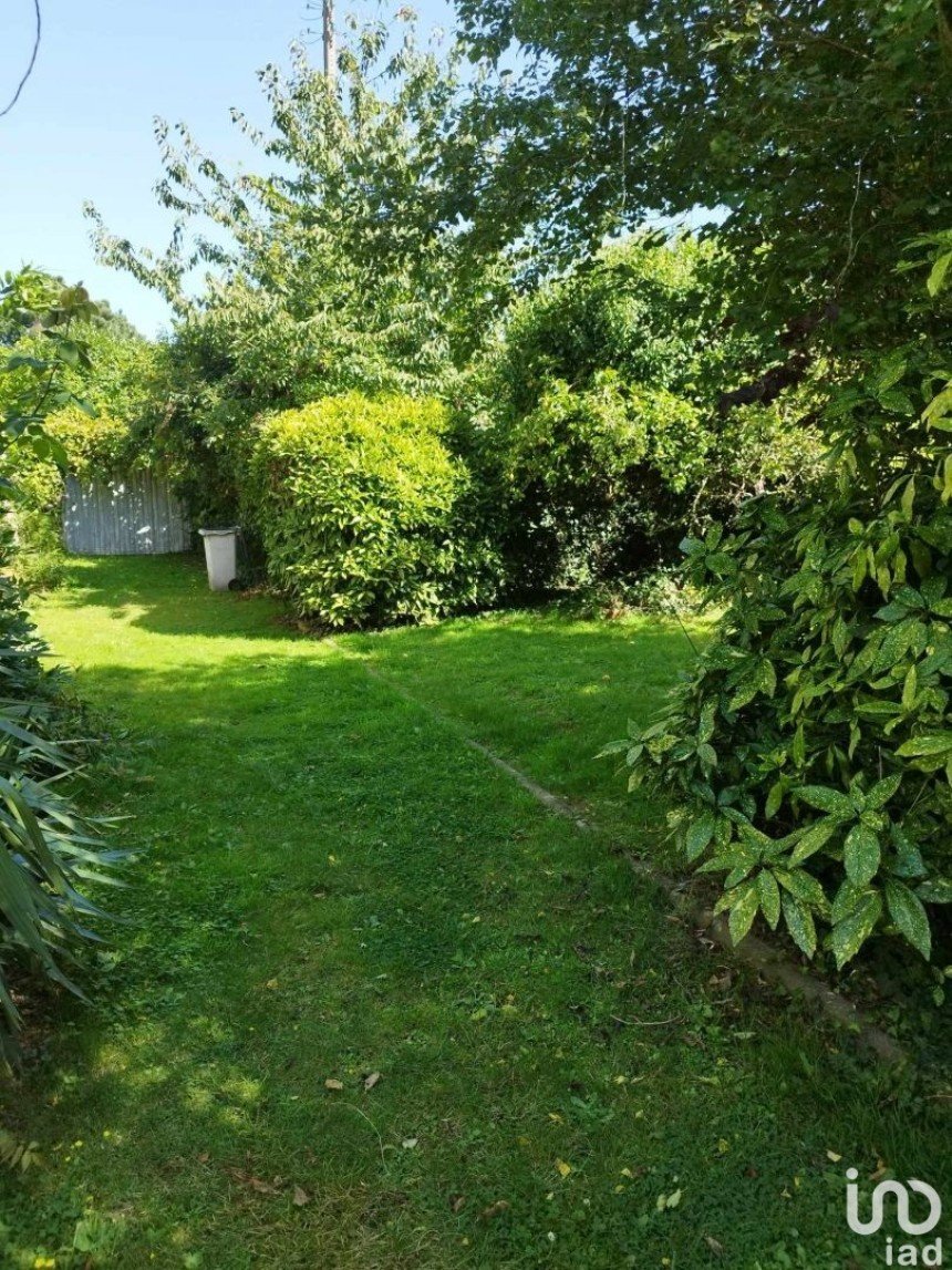 Terrain de 699 m² à Aunay-sur-Odon (14260)