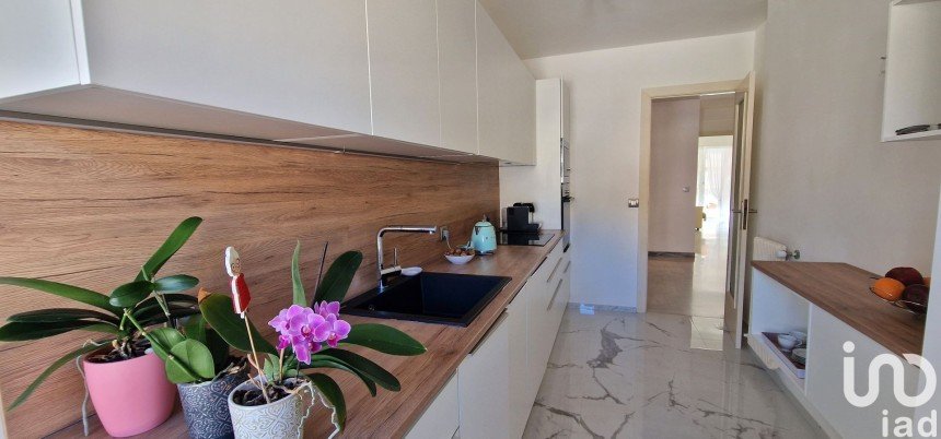 Appartement 2 pièces de 58 m² à Roquebrune-Cap-Martin (06190)
