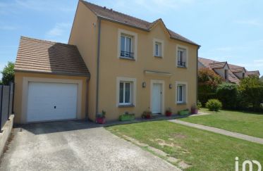 House 7 rooms of 112 m² in Villaines-sous-Bois (95570)