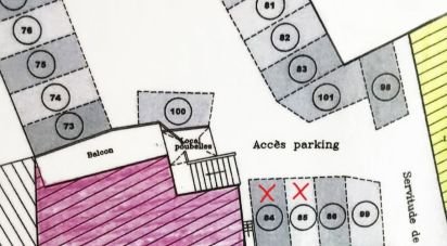 Parking/garage/box de 20 m² à Guignes (77390)