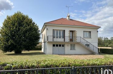 House 4 rooms of 86 m² in Molinet (03510)