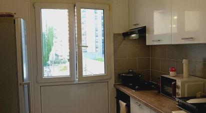 Apartment 4 rooms of 66 m² in Grigny (91350)