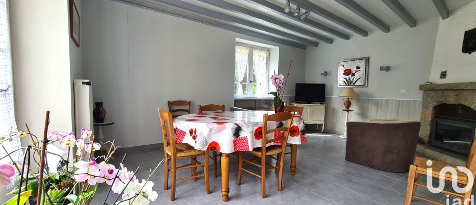 House 6 rooms of 138 m² in Pluherlin (56220)
