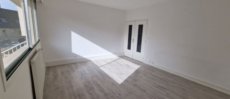 Appartement 4 pièces de 80 m² à Lannion (22300)