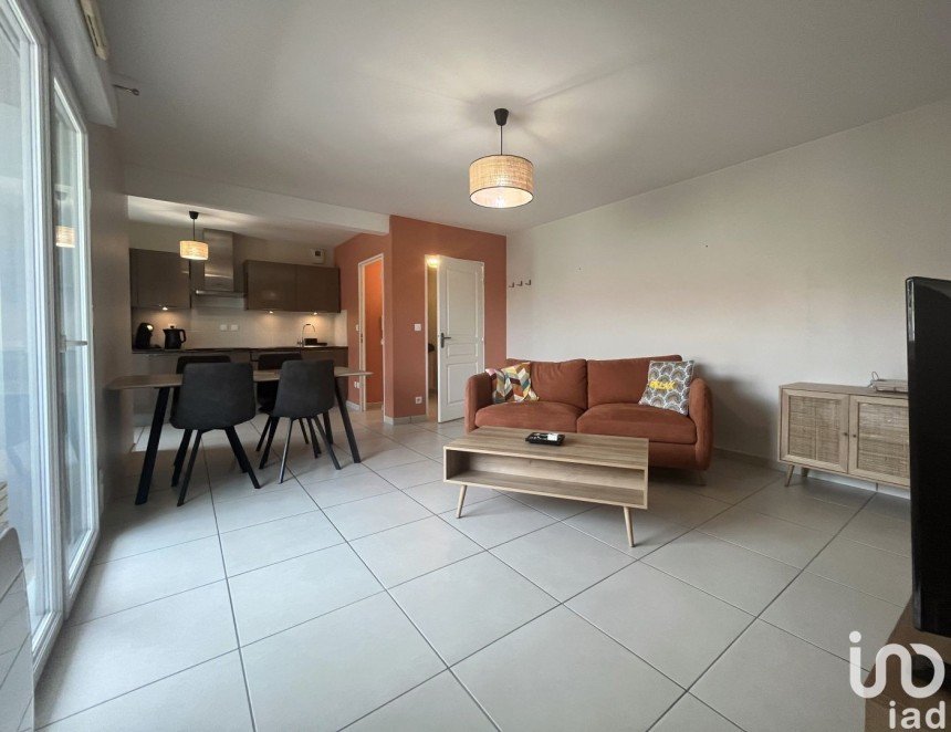 Apartment 3 rooms of 60 m² in Les Sorinières (44840)