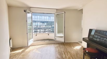 Apartment 2 rooms of 48 m² in Châtillon (92320)