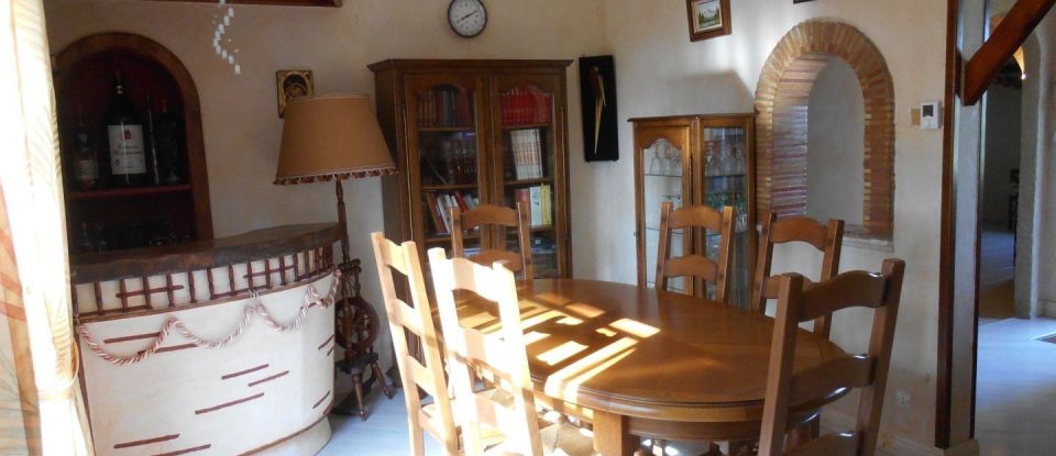 House 5 rooms of 155 m² in Fourques-sur-Garonne (47200)
