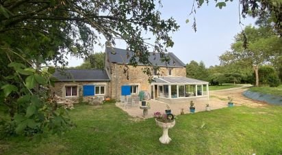 House 5 rooms of 141 m² in Auray (56400)