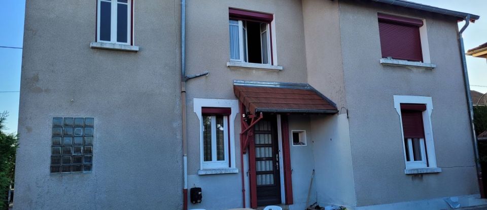 Town house 4 rooms of 116 m² in Gueugnon (71130)