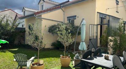 House 6 rooms of 130 m² in Gagny (93220)