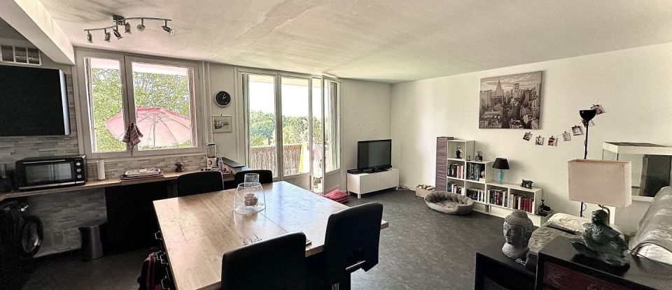 Appartement 3 pièces de 64 m² à Chilly-Mazarin (91380)