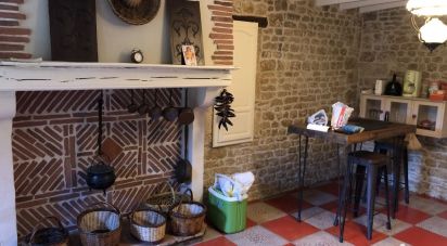 House 7 rooms of 201 m² in Prailles (79370)