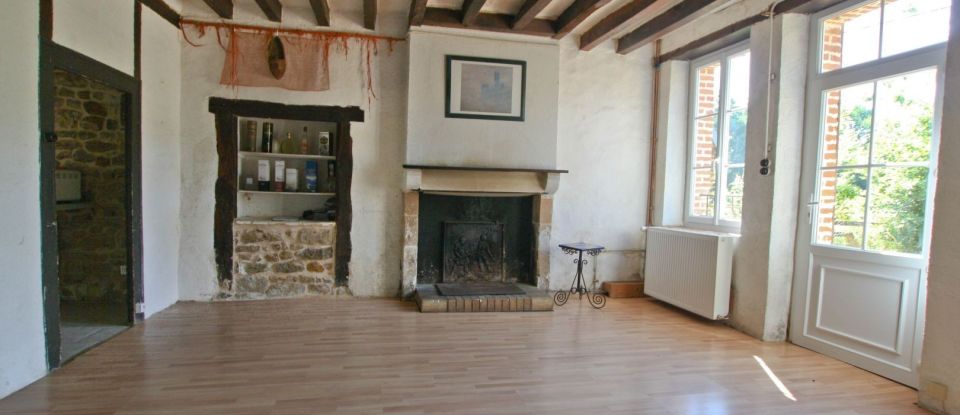 House 6 rooms of 167 m² in Sury-ès-Bois (18260)