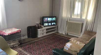 Apartment 2 rooms of 55 m² in Le Mans (72000)