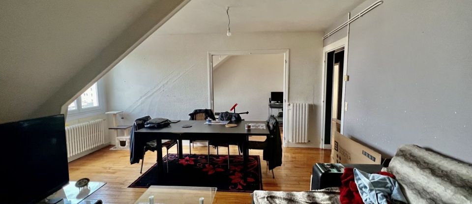 Apartment 4 rooms of 84 m² in Lorient (56100)