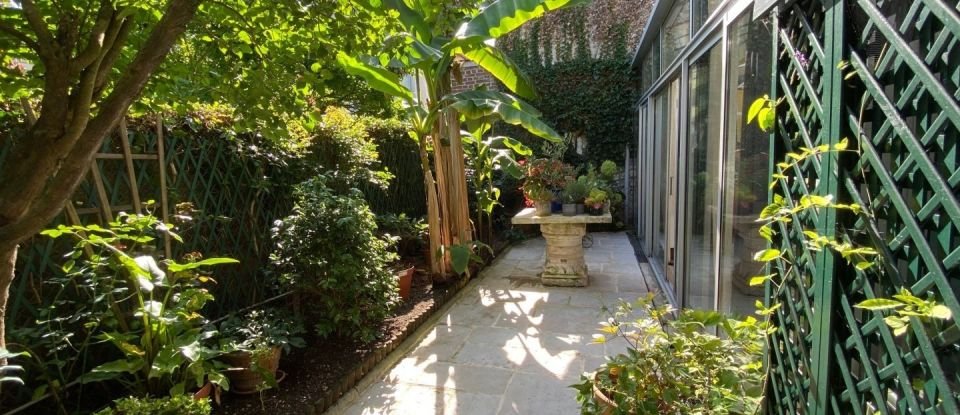 House 7 rooms of 165 m² in Deauville (14800)