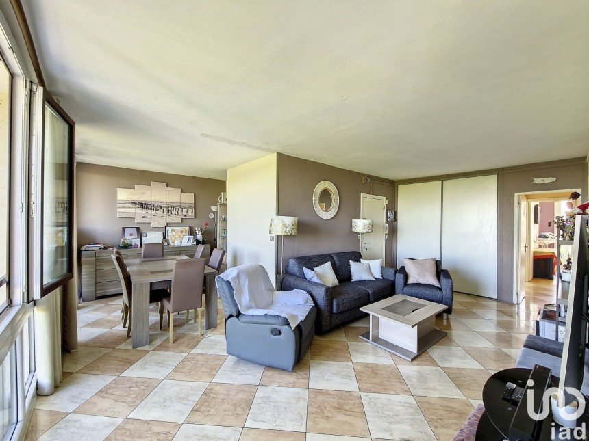 Appartement 4 pièces de 66 m² à MEUDON-LA-FORÊT (92360)