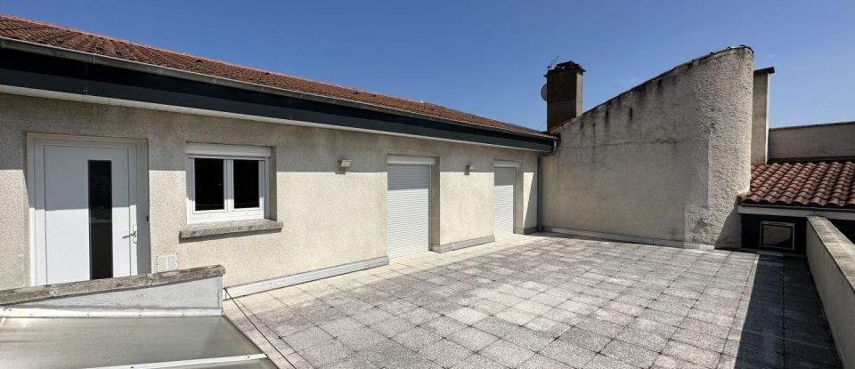 Apartment 4 rooms of 118 m² in Saint-Bonnet-près-Riom (63200)