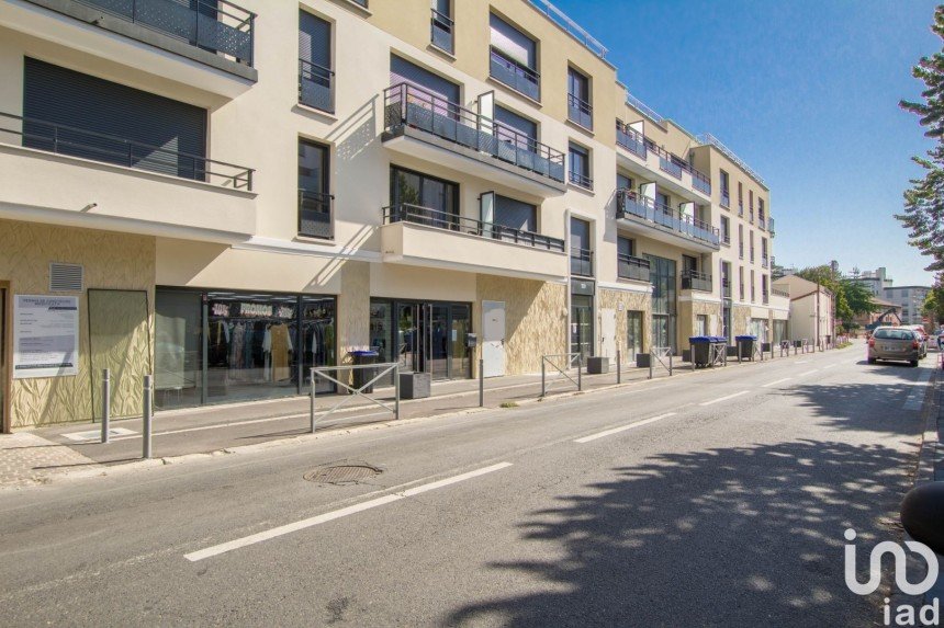 Retail property of 100 m² in L'Haÿ-les-Roses (94240)