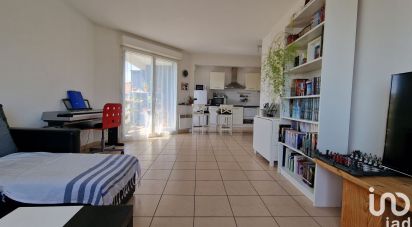 Apartment 3 rooms of 64 m² in Parempuyre (33290)