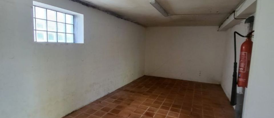 Maison 6 pièces de 150 m² à Prignac-et-Marcamps (33710)