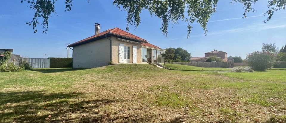 House 4 rooms of 115 m² in Camalès (65500)