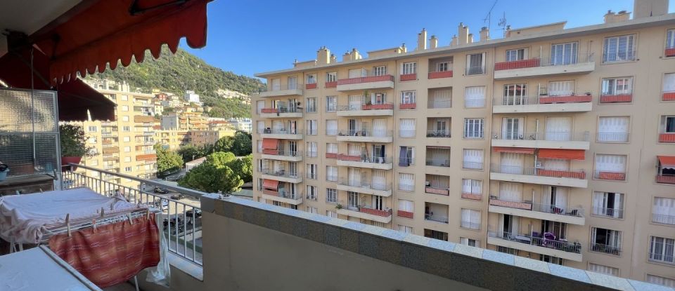 Appartement 3 pièces de 58 m² à Nice (06300)