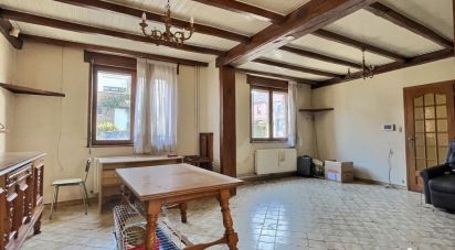 House 6 rooms of 157 m² in Lys-lez-Lannoy (59390)