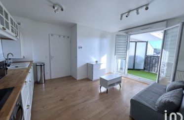 Apartment 1 room of 31 m² in Brie-Comte-Robert (77170)