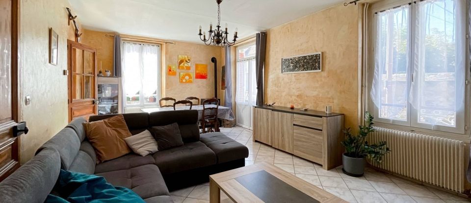 House 5 rooms of 142 m² in Villeneuve-la-Guyard (89340)