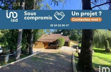 House 4 rooms of 97 m² in Mézilles (89130)
