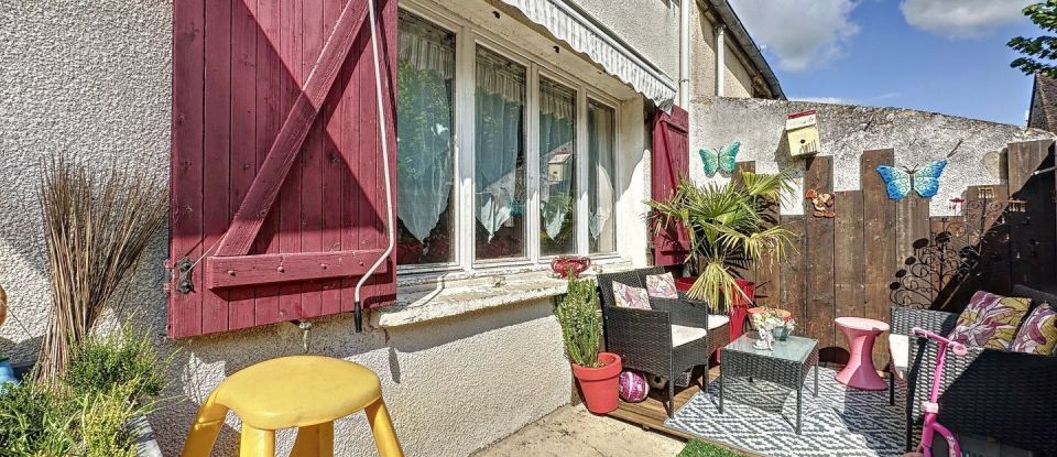 House 5 rooms of 167 m² in Chéu (89600)